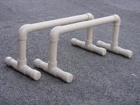 parallettes_pvc_bars_homemade.jpg